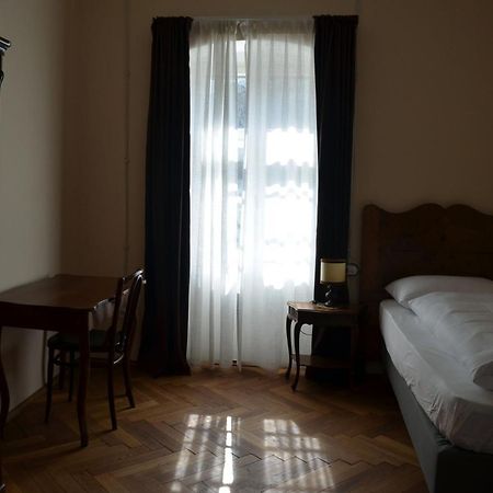 Villa Iolanda Мерано Екстер'єр фото