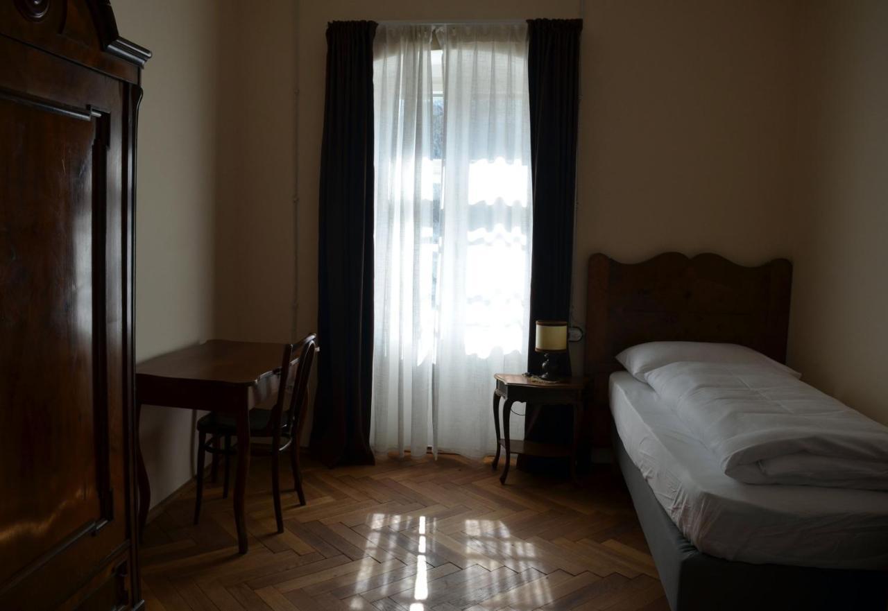 Villa Iolanda Мерано Екстер'єр фото